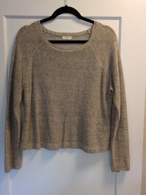 Naïf Montréal 100% Linen Open Knit Sweater | Size L